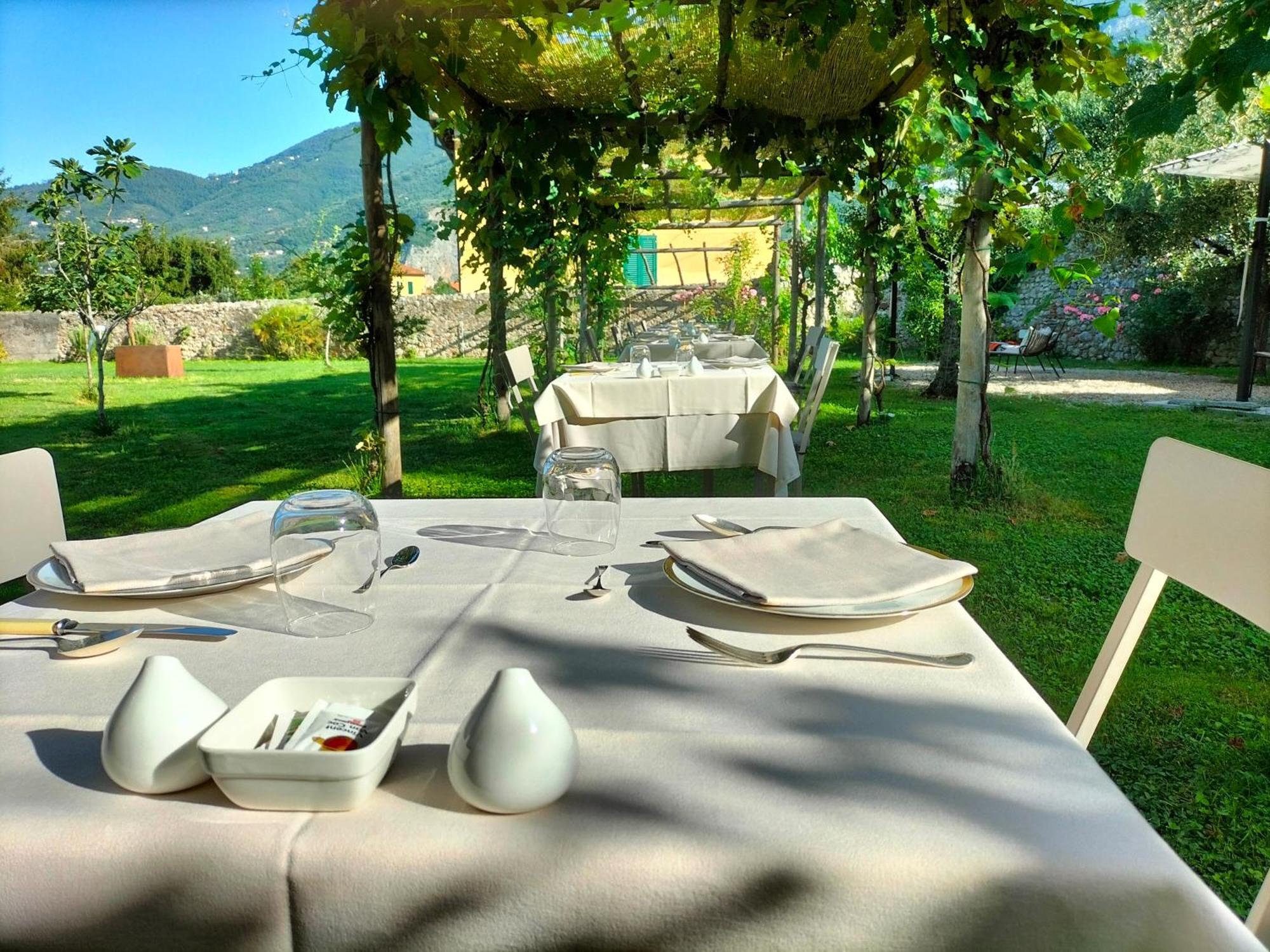 Badia Giulia Prestigious Historical B&B, Camaiore - Adults Only - No Pets Exterior photo